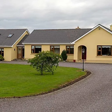 Cois Li Hotel